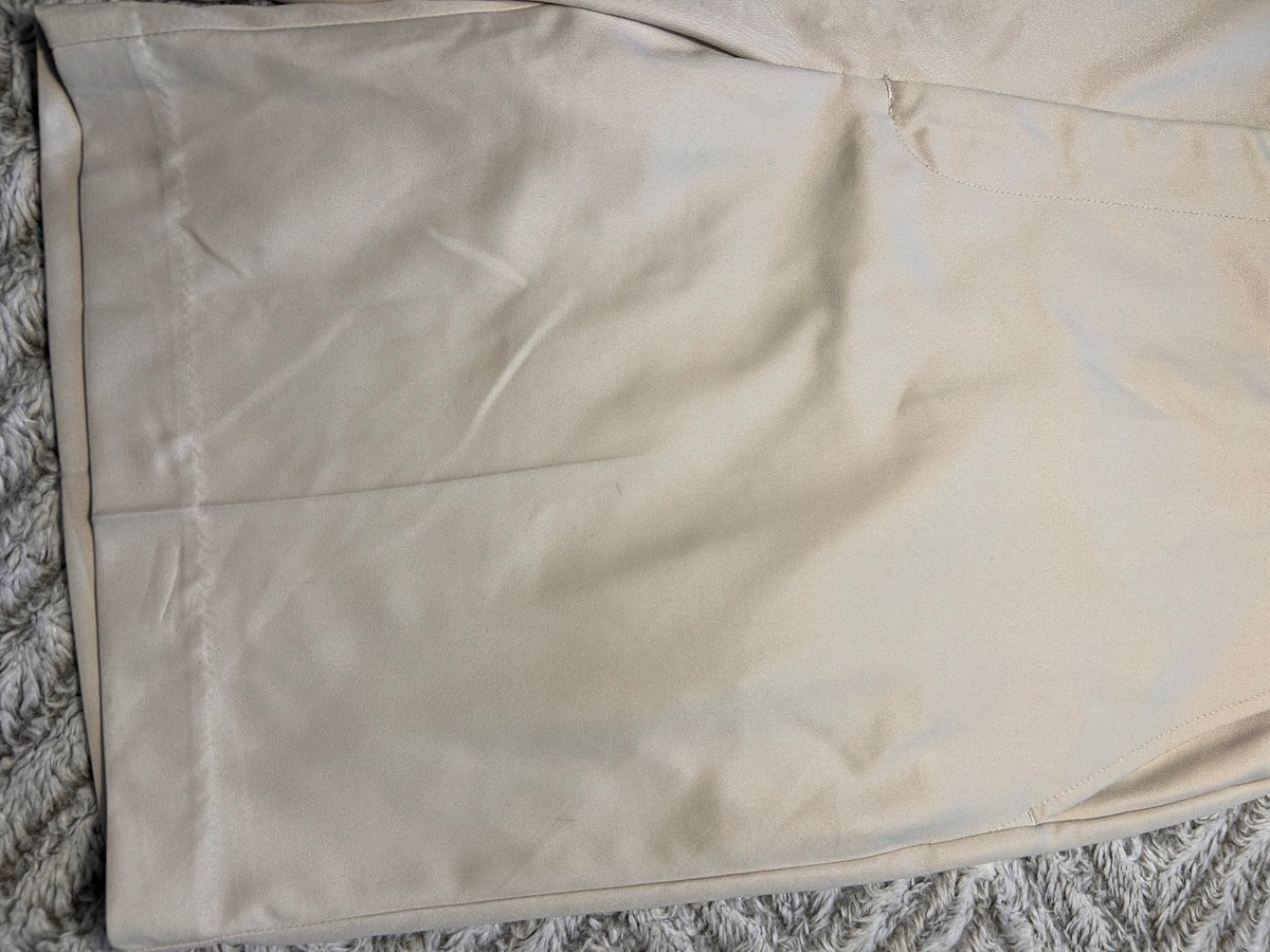 IZOD Mens Size 40 W40 Beige Tan Chino Bermuda Golf Shorts