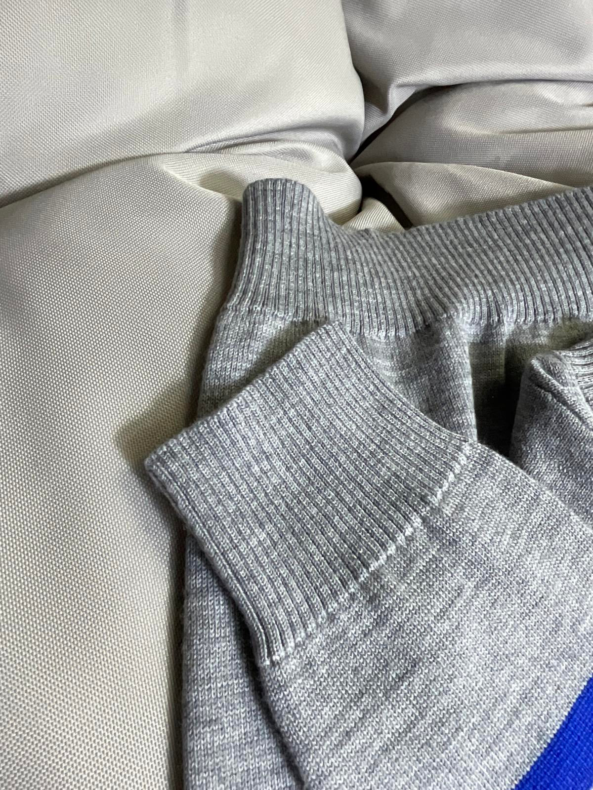 100% Merino Wool Sweater (W) Med/Large - ETRE CECILE