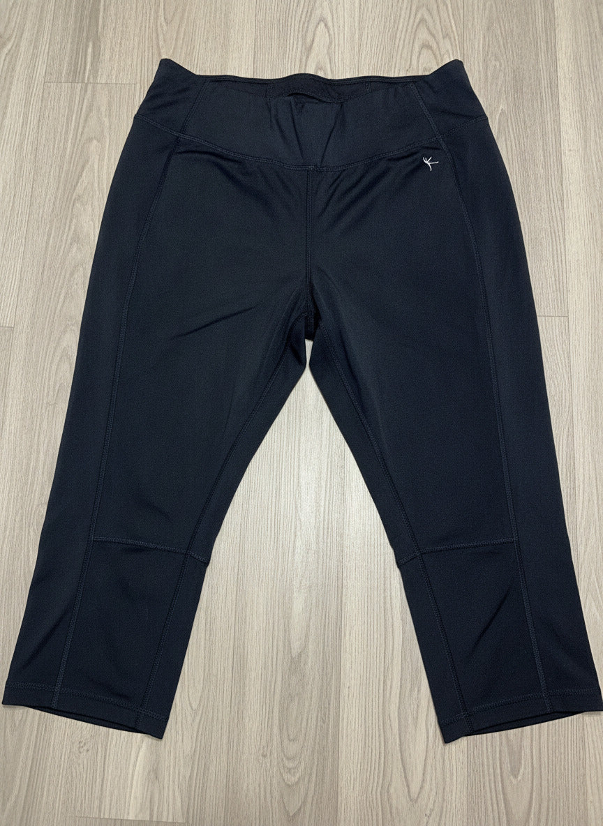 NXL Women's Size Medium (8-10) Black Capri Leggings Athletic Workout Pants