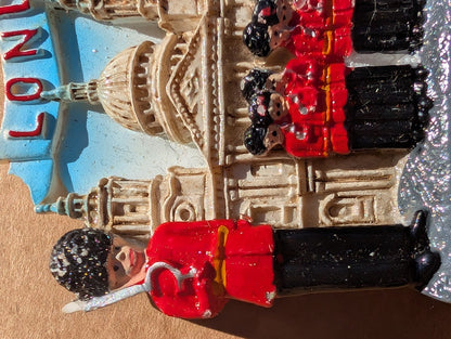London Souvenir Fridge Magnet Red Double Decker Bus & Royal Guards Resin 3D