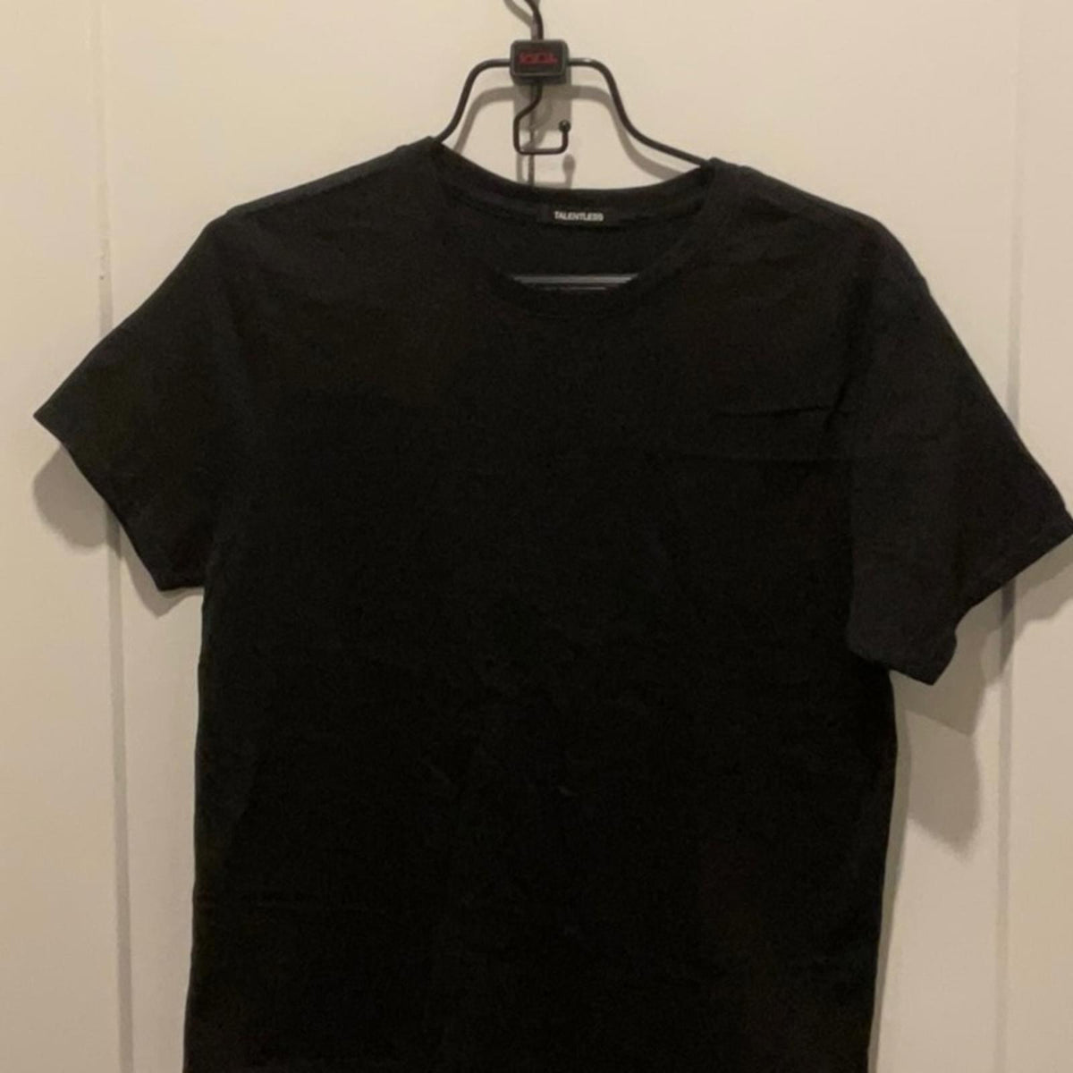 TALENTLESS: solid black tshirt size small