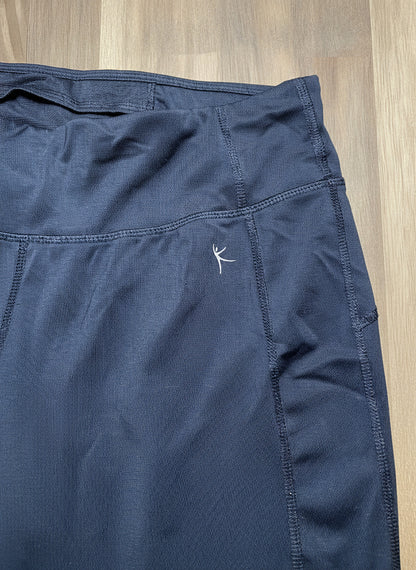 NXL Women's Size Medium (8-10) Black Capri Leggings Athletic Workout Pants