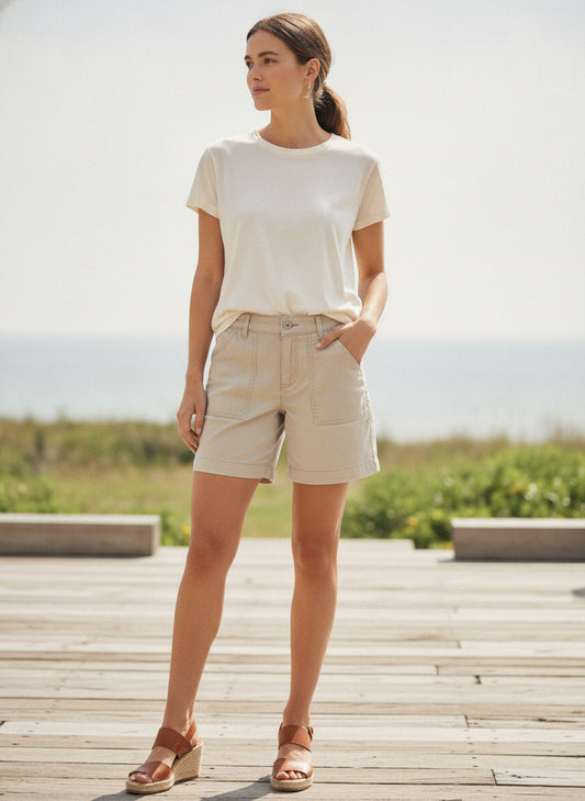 Lee Women's Size 8 Medium Khaki Beige Regular Fit Bermuda Casual Shorts Stretch