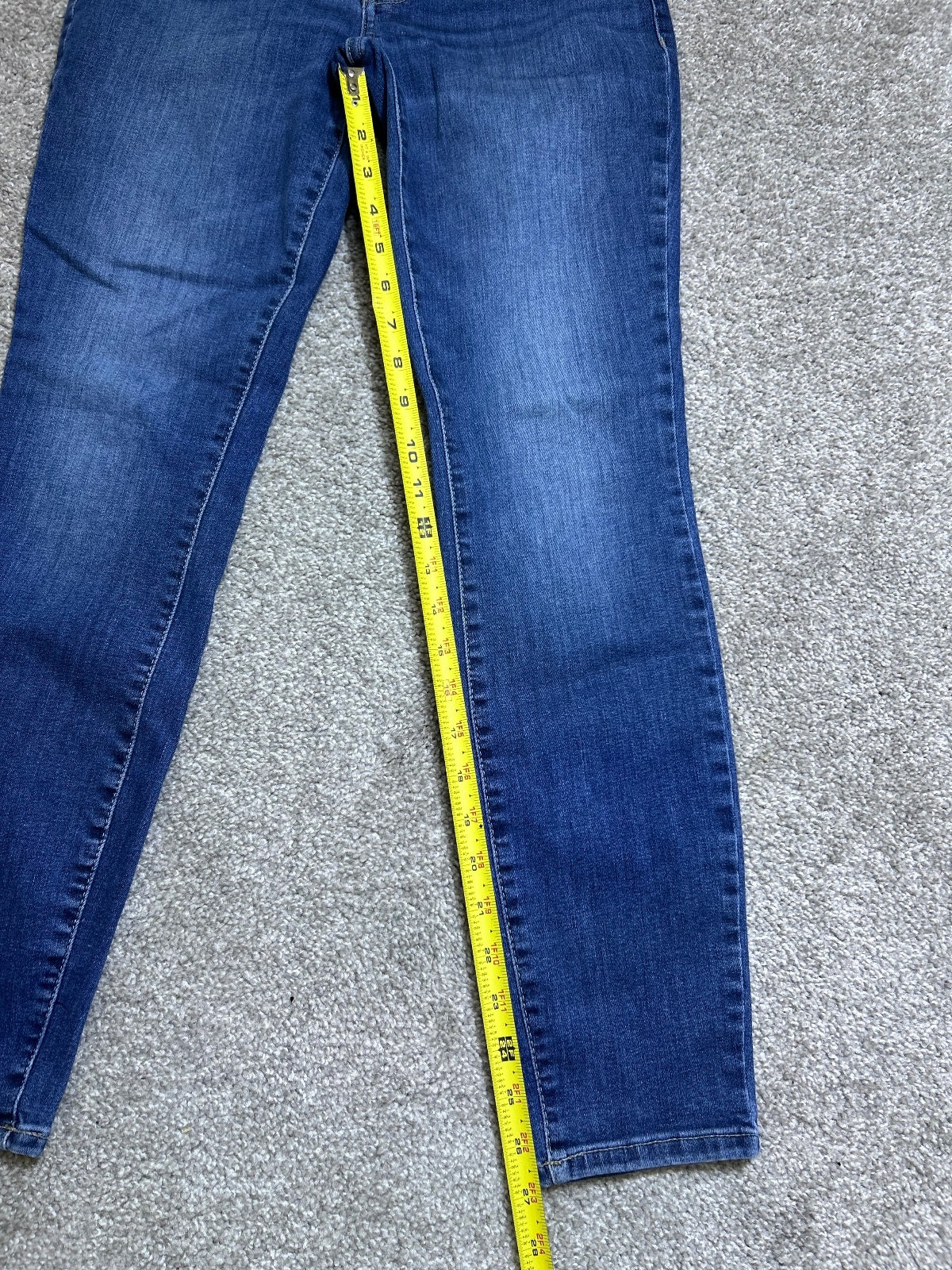 Lucky Brand Lolita Low Rise Skinny Jeans Medium Wash Denim Womens Size 4 / 27
