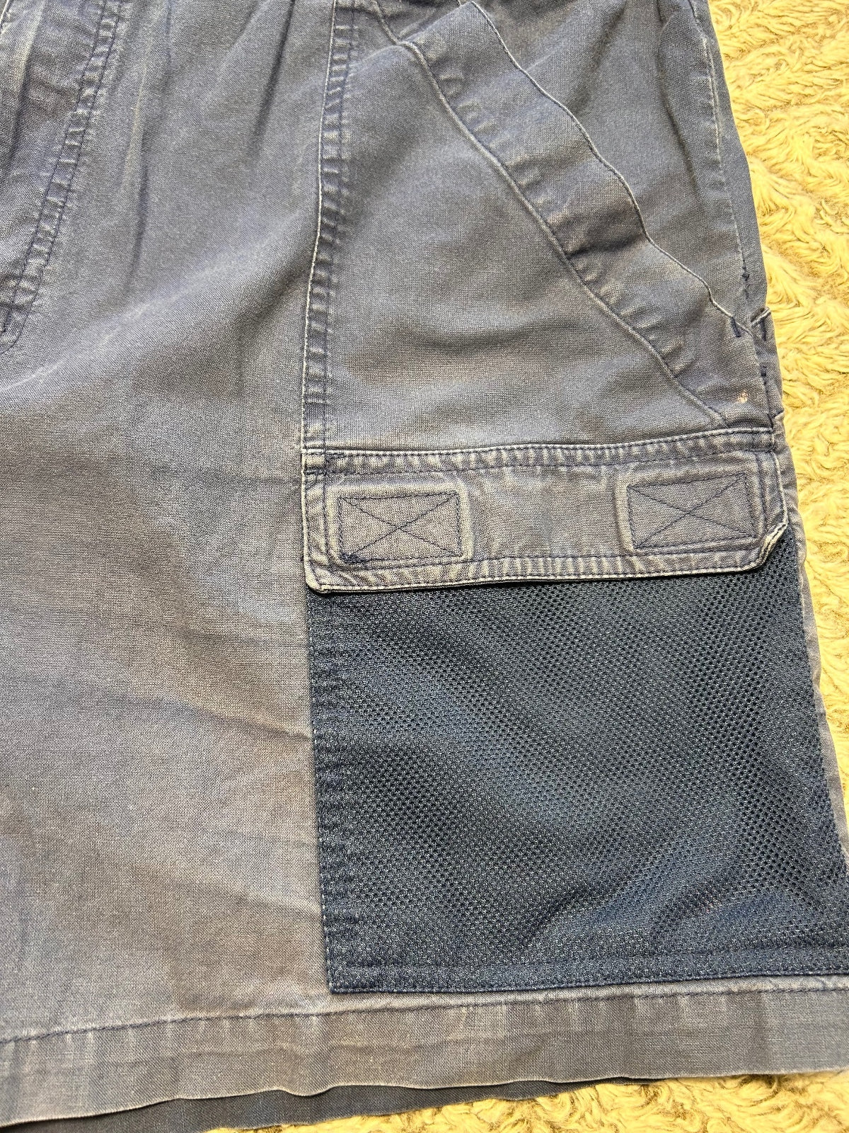 Thrift! Columbia PFG Blue Utility Cargo Shorts Men's XL Mesh Pocket