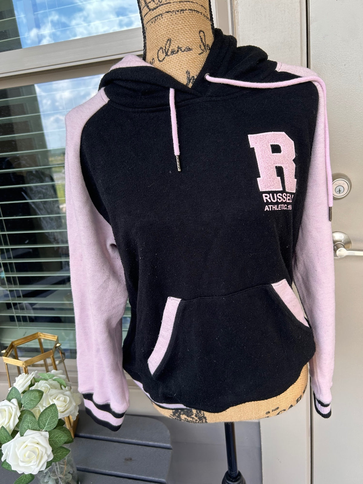 Russell Athletic Womens Medium M Black Pink Hooded Sweatshirt Fleece Hoodie