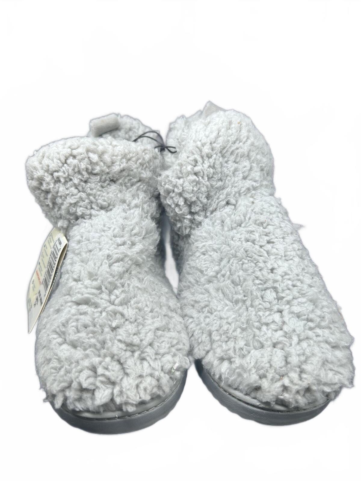 Dearfoams Cozy Mountain Memory Foam Gray Sherpa Bootie Slips