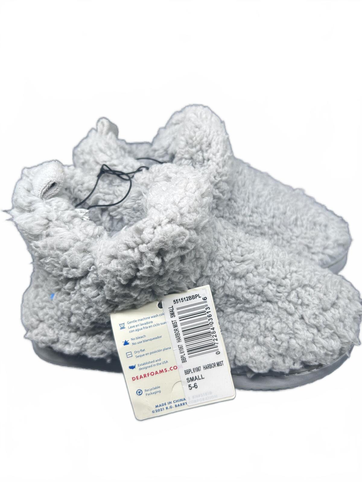 Dearfoams Cozy Mountain Memory Foam Gray Sherpa Bootie Slips