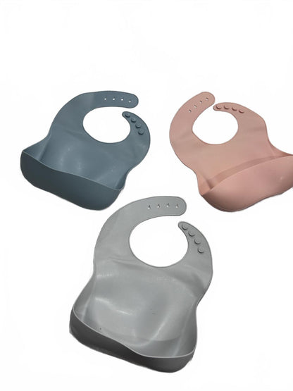 Set of 3 Silicone Baby Bibs with Food Catcher Pocket