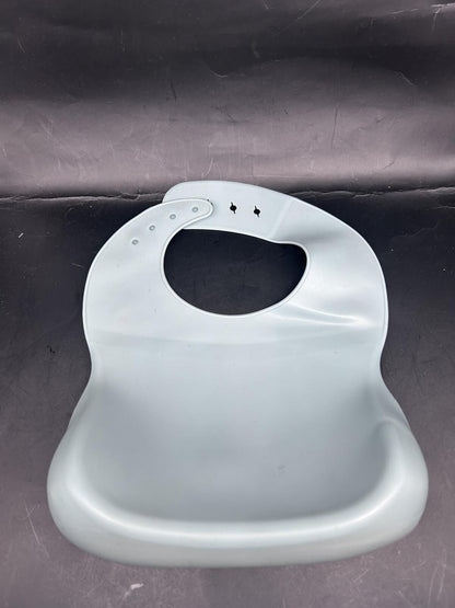 Set of 3 Silicone Baby Bibs with Food Catcher Pocket