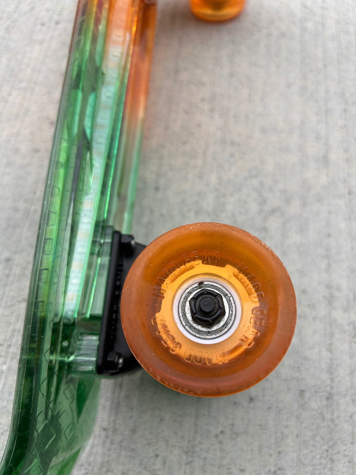Madd Gear Retro Board 22 In LED Light Up Skateboard Green Orange Penny Cruiser