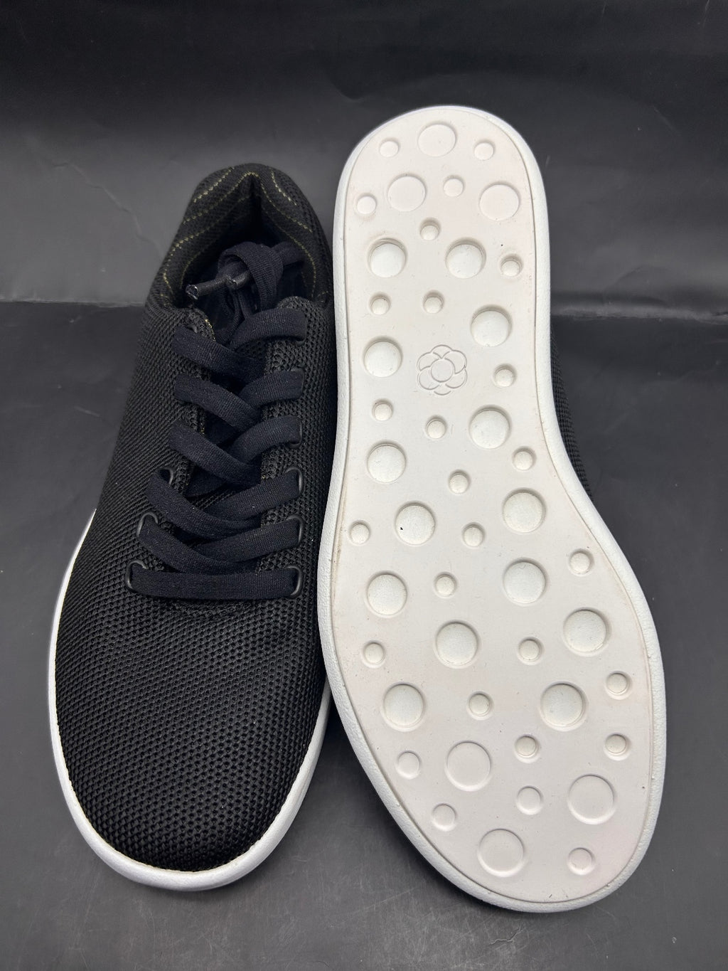 Atoms Model 000 Black Knit Sneakers Size L7 US Women's 5 Men's 3.5 Unisex