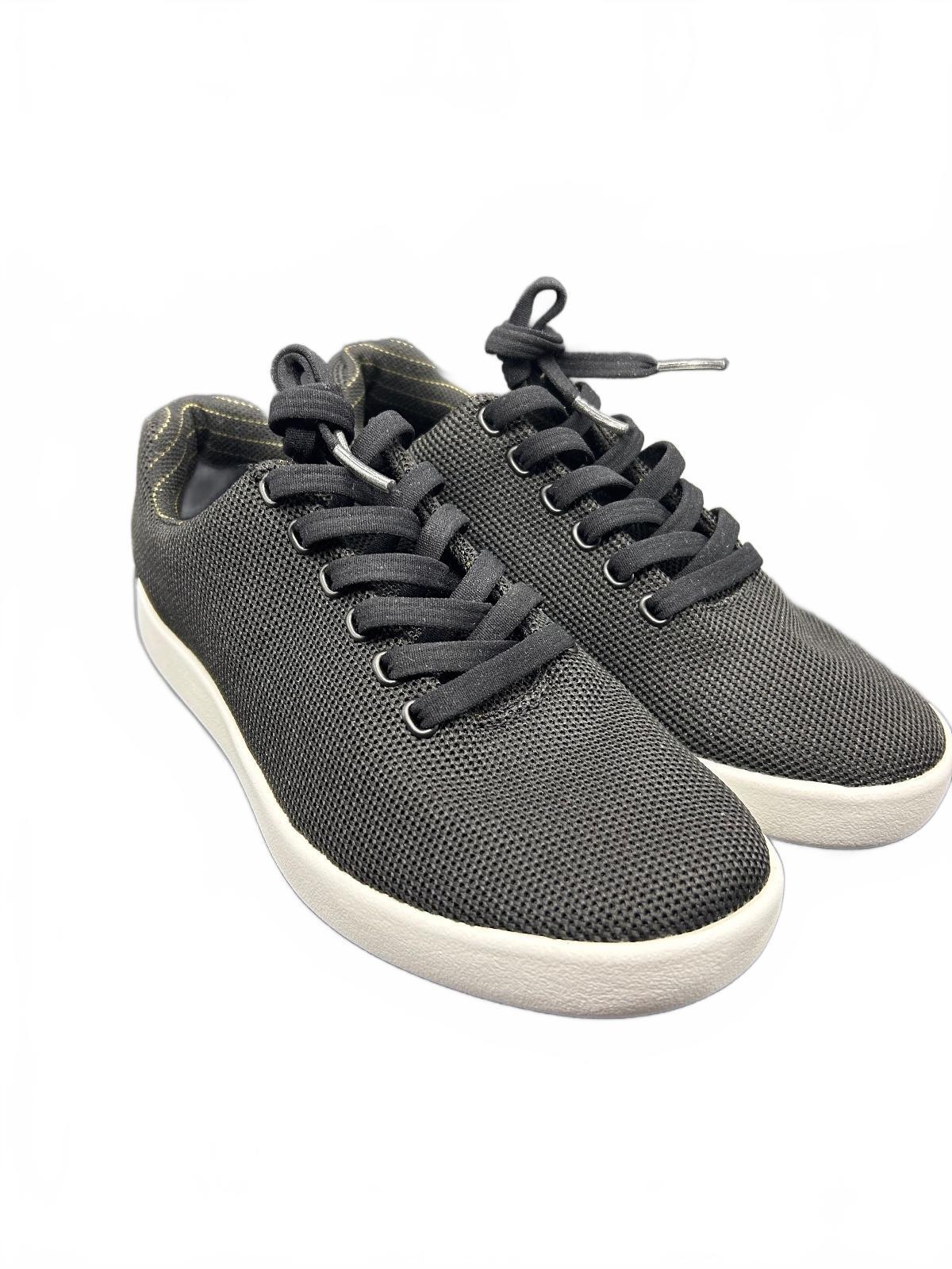 Atoms Model 000 Black Knit Sneakers Size L7 US Women's 5 Men's 3.5 Unisex