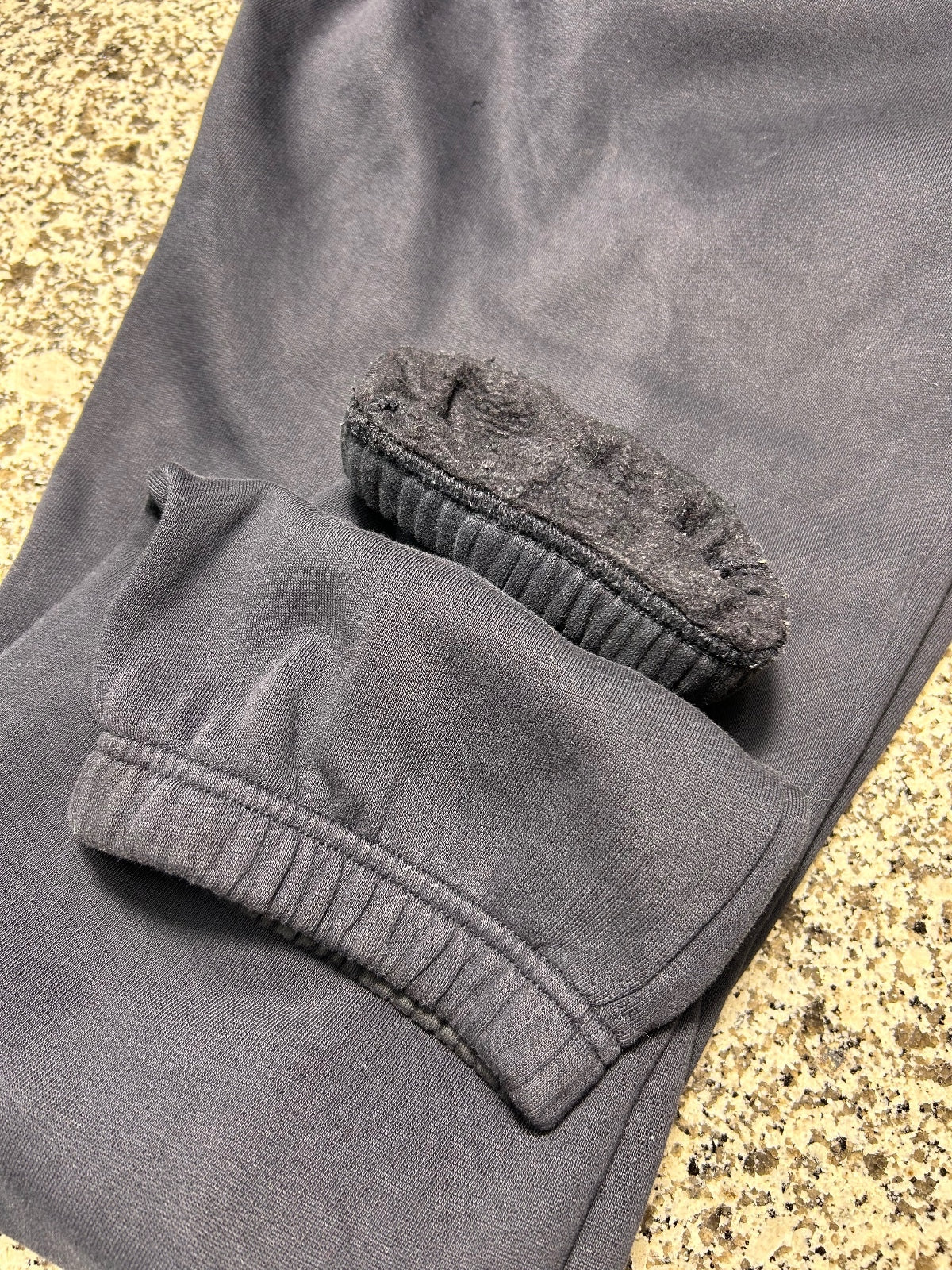 Burberry Mens Black Fleece Sweatpants Cotton Blend Joggers Small Hole