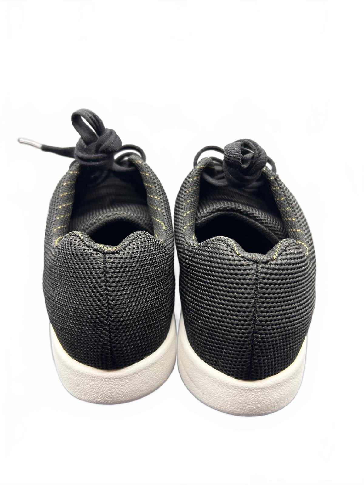 Atoms Model 000 Black Knit Sneakers Size L7 US Women's 5 Men's 3.5 Unisex
