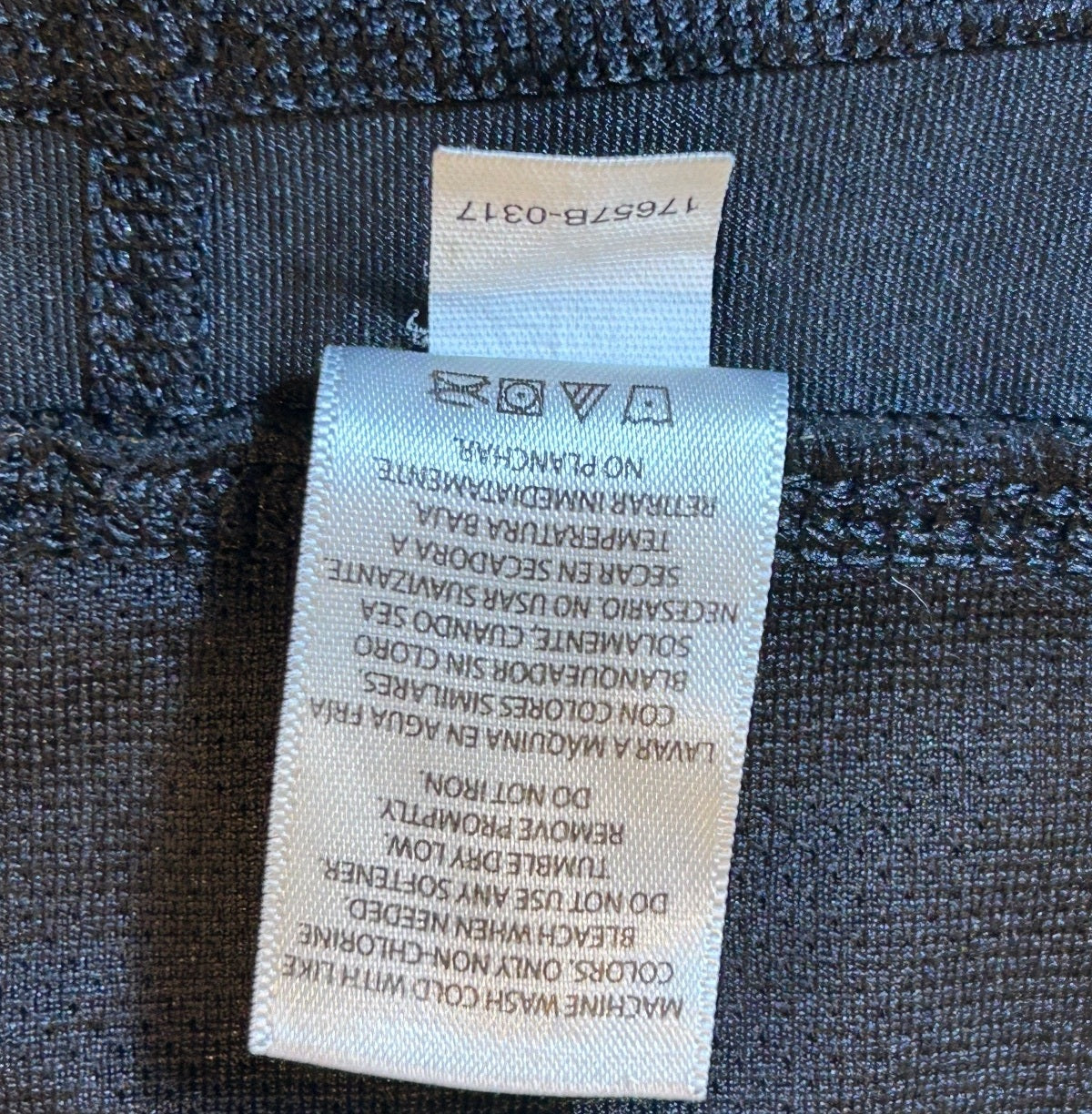 NXL Women's Size Medium (8-10) Black Capri Leggings Athletic Workout Pants