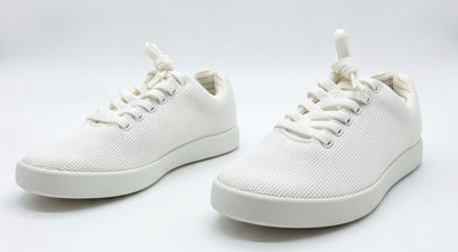 Atoms Model 000 White Knit Everyday Comfort Sneakers – Size L7 (US W5 / M3.5)