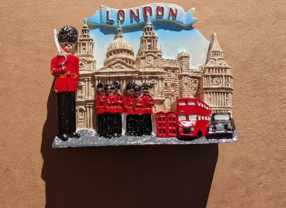 London Souvenir Fridge Magnet Red Double Decker Bus & Royal Guards Resin 3D