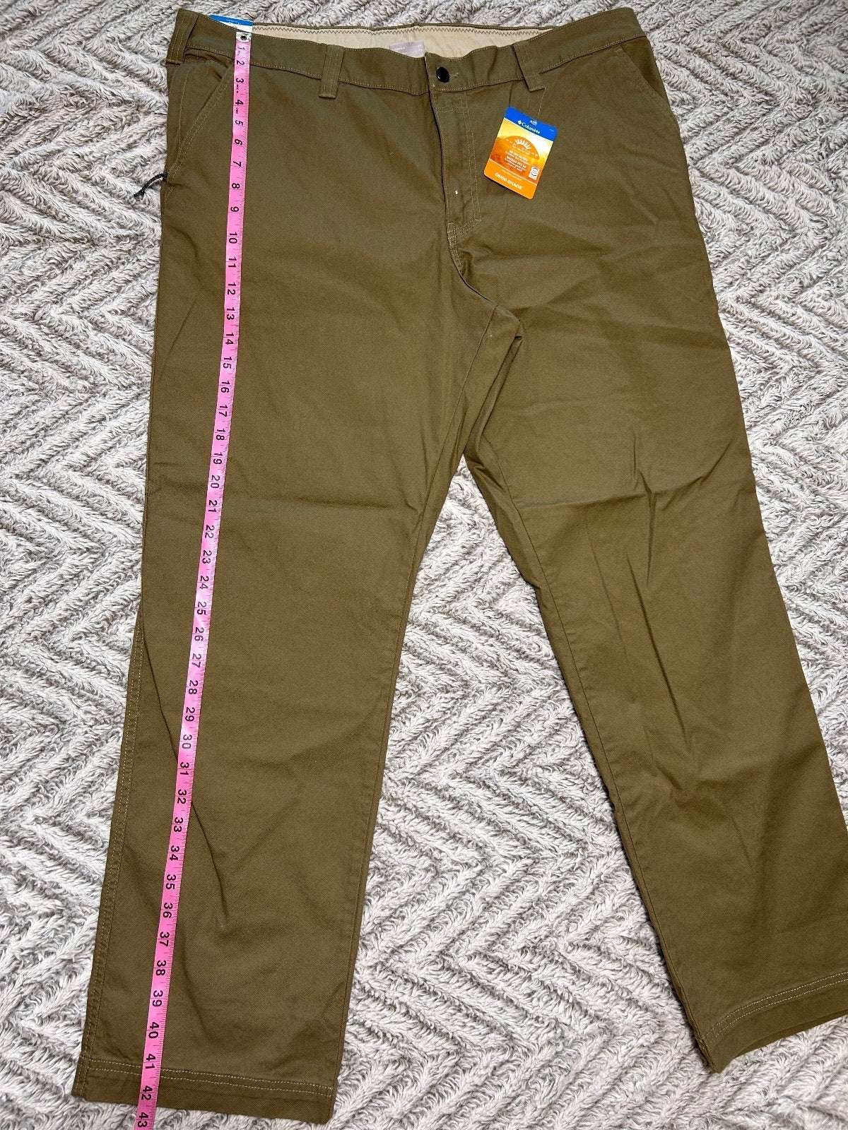 NWT Columbia Mens 40W 32L Tan Beige Outdoor Utility Hiking Pants Regular Fit